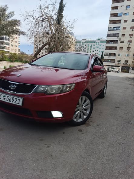 كيا فورتي 2010 - صورة 1