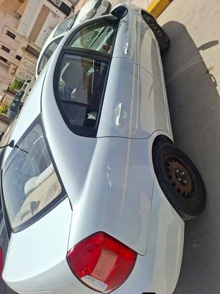 هيونداي اكسنت 2011 - صورة 3