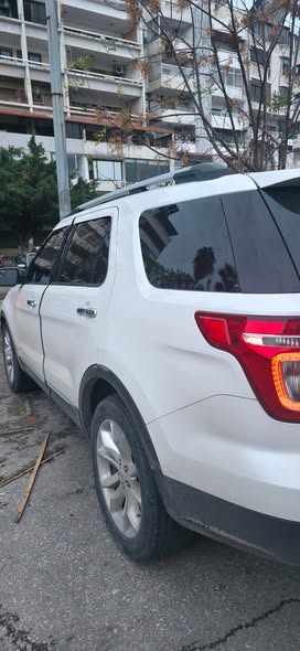 فورد اكسبلورر 2013 - صورة 3