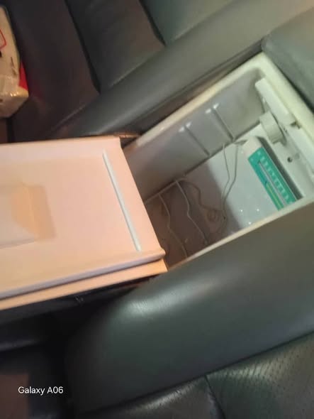 مرسيدس 380 SEL 1983 - صورة 4