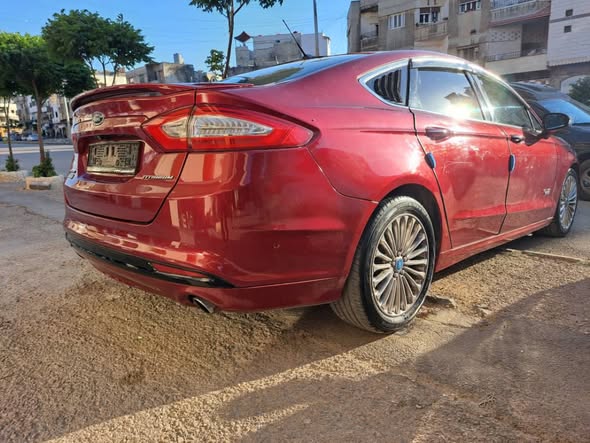 فورد فيوجن 2013 - صورة 1