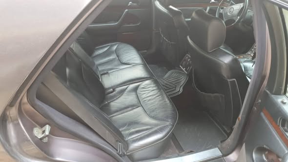 مرسيدس 320 1992