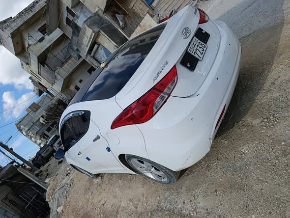 هيونداي النترا 2011 - صورة 4