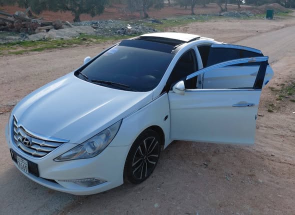 هيونداي سوناتا 2012 - صورة 1