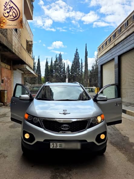 كيا سورنتو 2010 - صورة 1