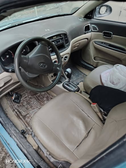 هيونداي فيرنا 2008 - صورة 3