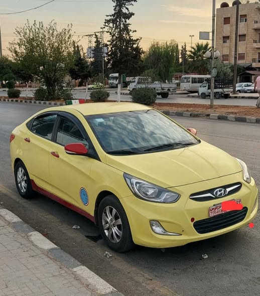 هيونداي اكسنت 2011