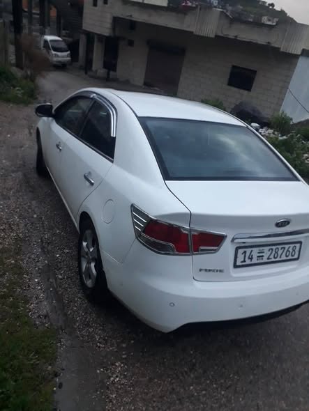 كيا فورتي 2010 - صورة 2