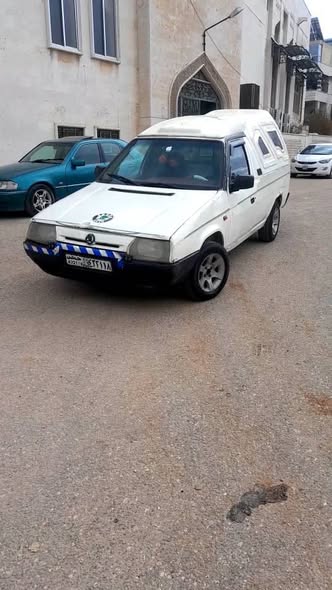 سكودا كرت 1995 - صورة 1