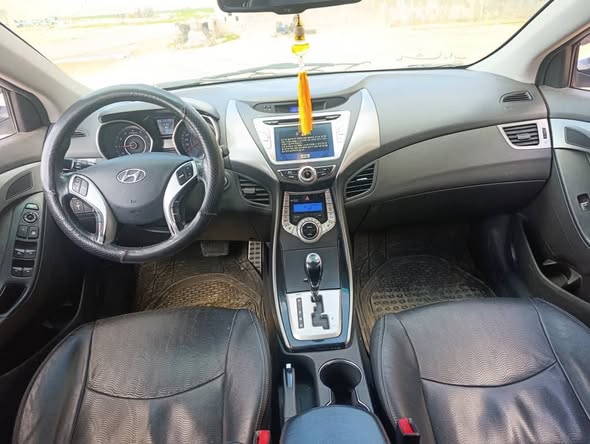 هيونداي النترا 2012