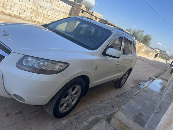 هيونداي سنتافي 2007 - صورة 3