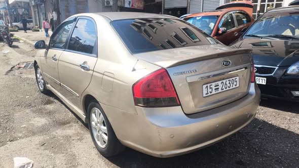 كيا سيراتو 2007 - صورة 2