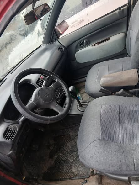 مازدا 121 1993 - صورة 3