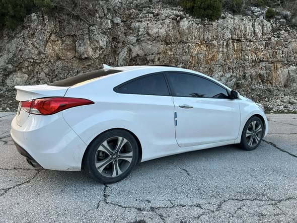 هيونداي إلنترا 2014 - صورة 4