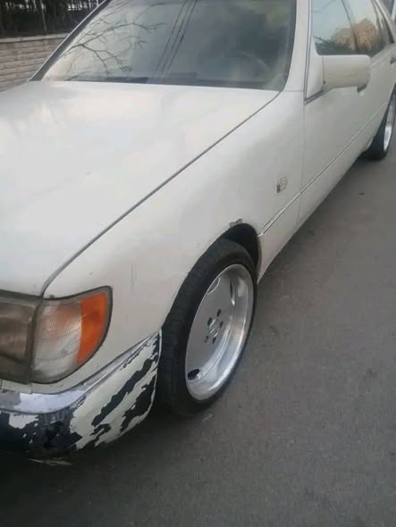 مرسيدس شبح 500 1992 - صورة 3