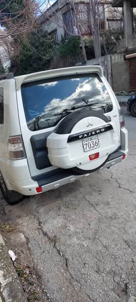 ميتسوبيشي باجيرو 2015 - صورة 4