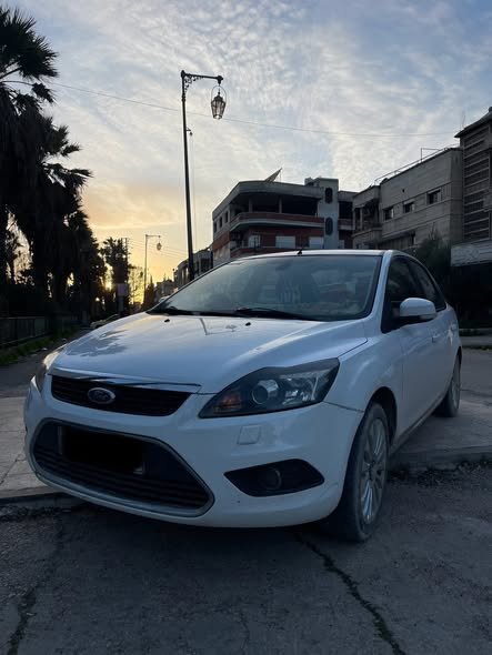 فورد فوكاس 2010 - صورة 2