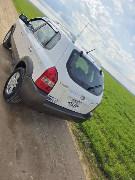 هيونداي توسان 2005 - صورة 3