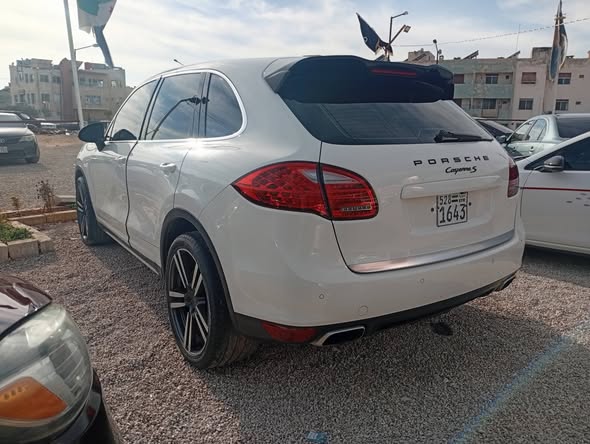 بورش كيان 2012 - صورة 2