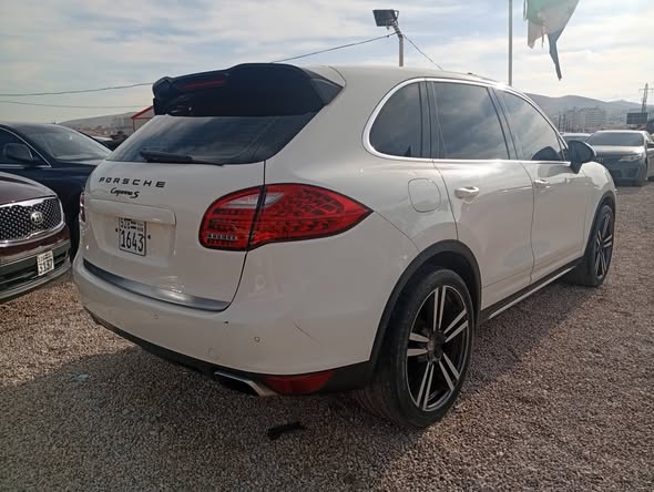 بورش كيان 2012 - صورة 4