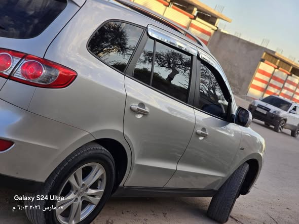 هيونداي سنتافي 2010 - صورة 3