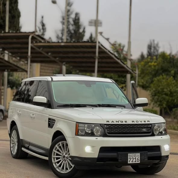 لاند روفر رنج روفر 2012 - صورة 1