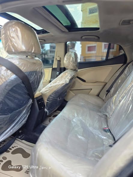 كيا اوبتيما 2015