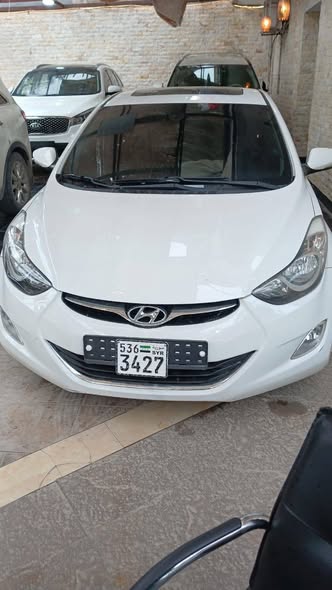 هيونداي افانتي 2011 - صورة 1