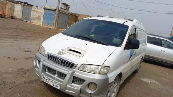 هيونداي H-1 1999 - صورة 2