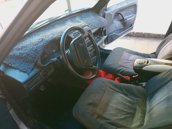 لادا سمارة 2003 - صورة 3