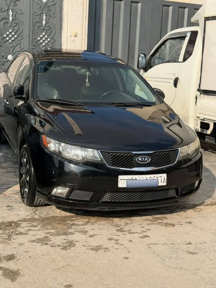 كيا فورتي 2010 - صورة 1