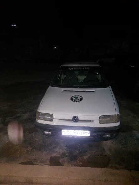 سكودا بيك أب 1997 - صورة 2