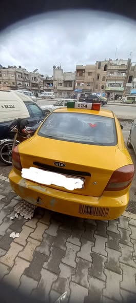 كيا ريو 2003 - صورة 4