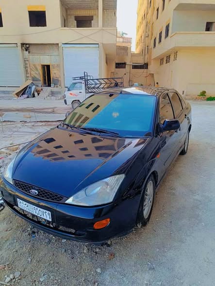 فورد فوكس 2005