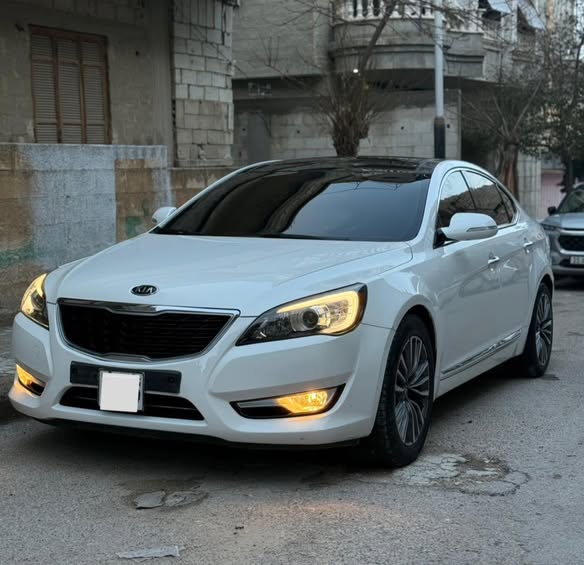كيا كادينزا 2012 - صورة 1