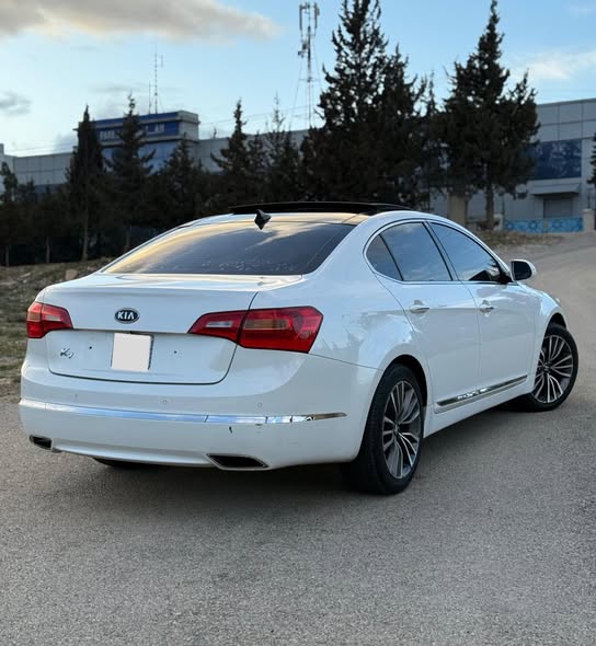 كيا كادينزا 2012 - صورة 2