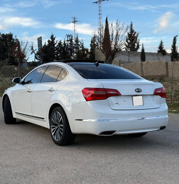 كيا كادينزا 2012 - صورة 3