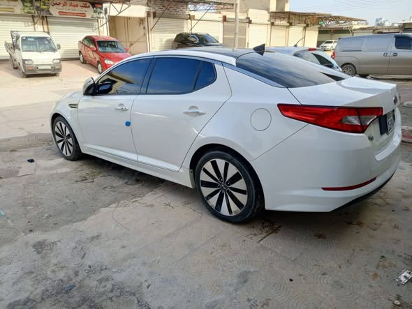 كيا اوبتيما 2012 - صورة 2