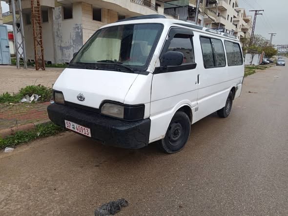 كيا بيستا 1995 - صورة 2