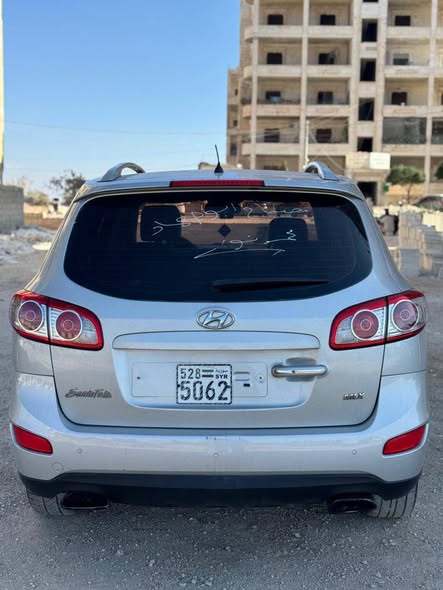 هيونداي سانتا في 2010