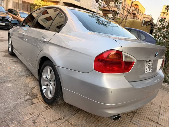 بي ام 320 2008 - صورة 1