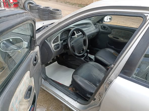 دايو لانوس 1999 - صورة 2