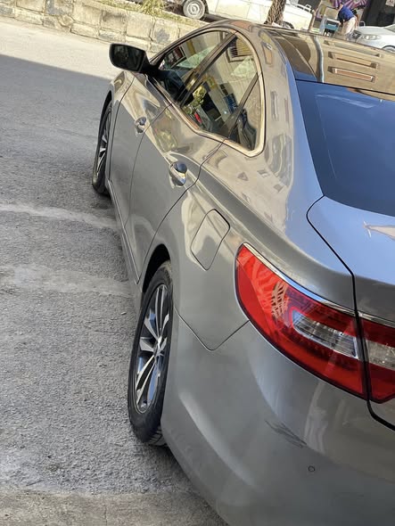 هيونداي أزيرا 2012 - صورة 2