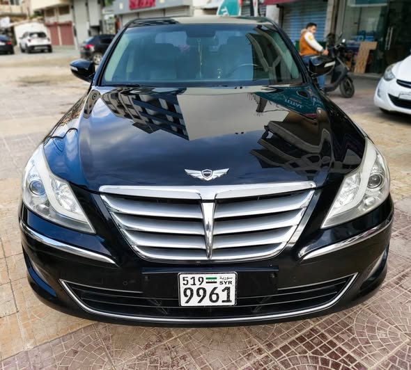 جينيسيز جينيسيز 2010