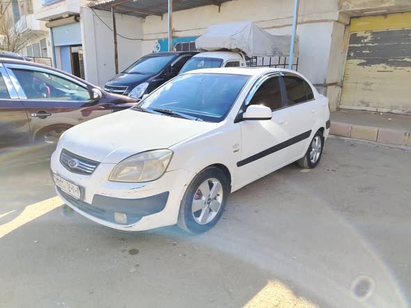 كيا ريو 2009 - صورة 5