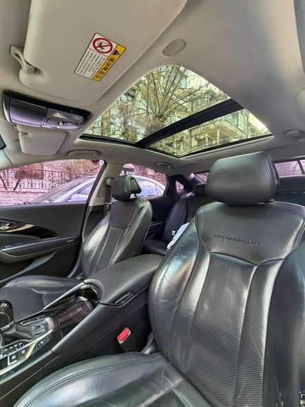 هيونداي ازيرا 2012 - صورة 5