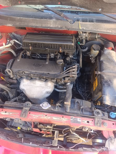 كيا ريو 2002 - صورة 1