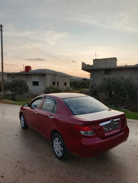 بي واي دي اف 3 2011 - صورة 2