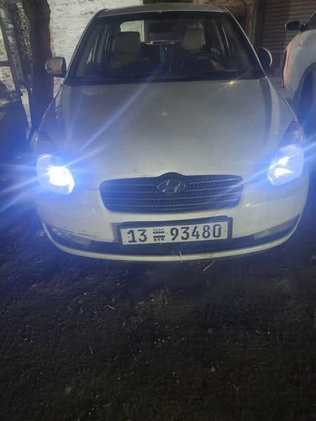 هونداي إكسنت 2011 - صورة 3