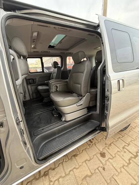 هيونداي اتش 1 2011 - صورة 5